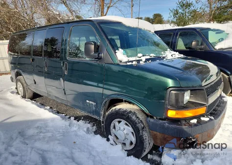 2006 Chevrolet Express G3500 z USA, uszkodzony, nr VIN 1GAHG39U961213451